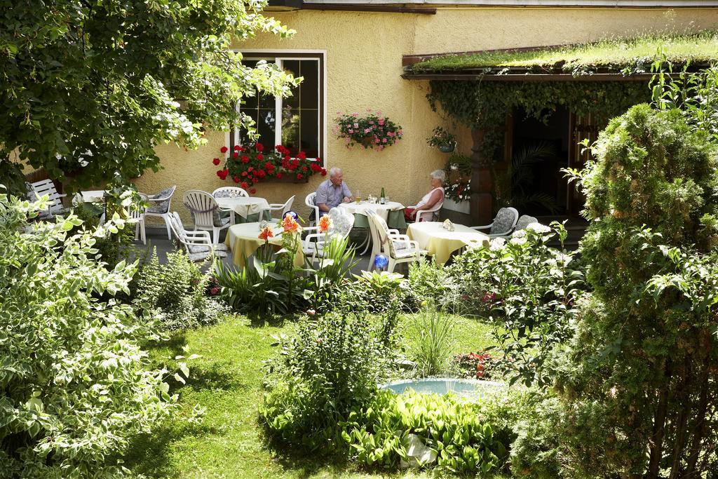 Goldener Ochs Bed & Breakfast Golling an der Salzach Exterior photo