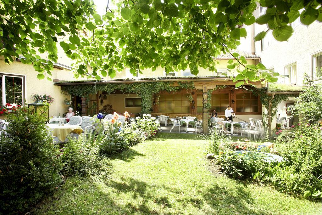 Goldener Ochs Bed & Breakfast Golling an der Salzach Exterior photo
