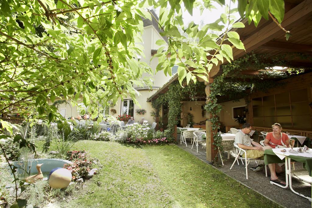 Goldener Ochs Bed & Breakfast Golling an der Salzach Exterior photo