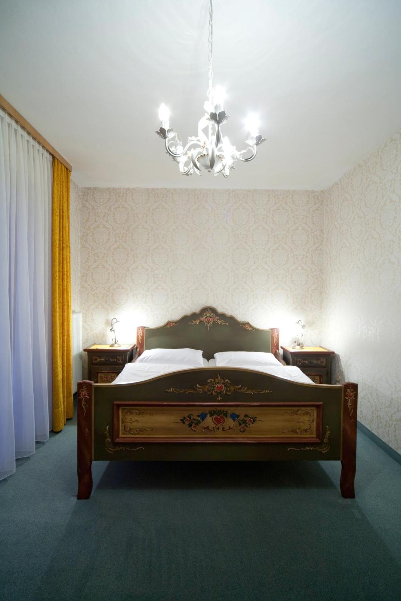 Goldener Ochs Bed & Breakfast Golling an der Salzach Exterior photo
