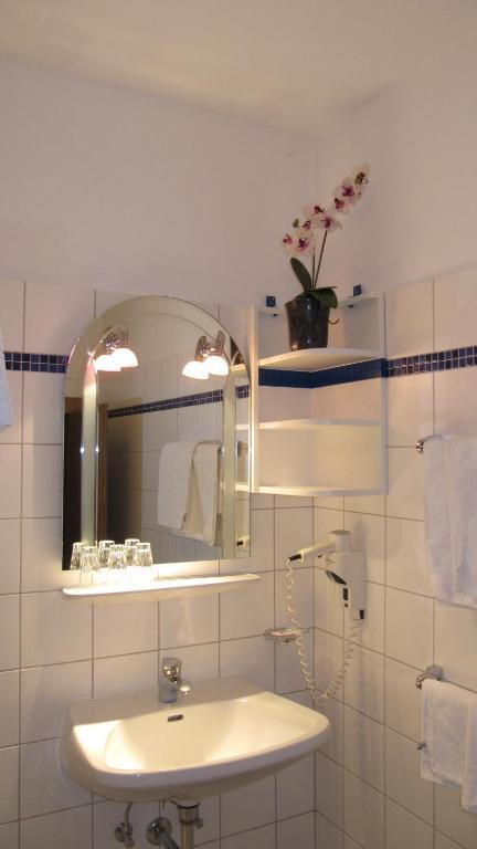 Goldener Ochs Bed & Breakfast Golling an der Salzach Room photo