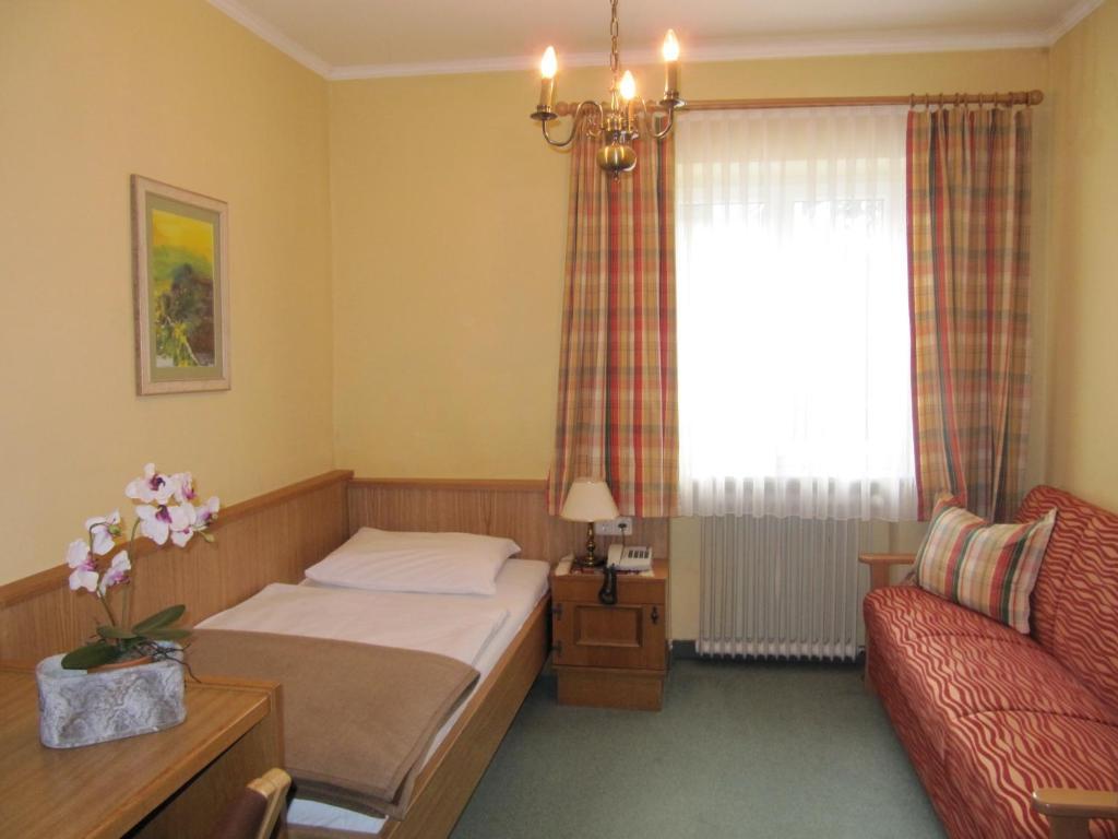 Goldener Ochs Bed & Breakfast Golling an der Salzach Room photo